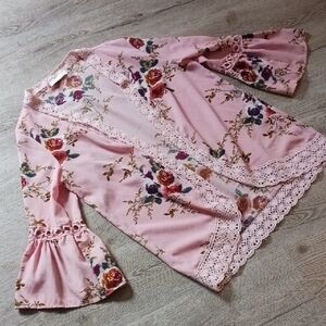 Floral Pink Lace-Trimmed Women's Kimono